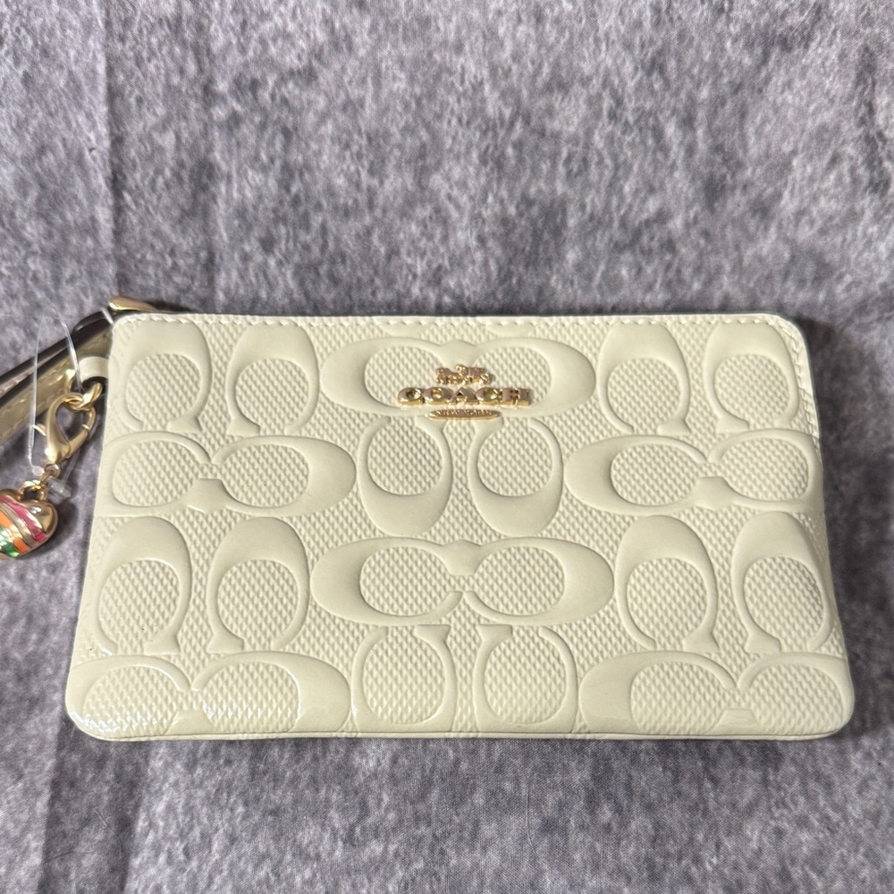 Coach IM/CHALK Patent Embossed Wristlet* New
